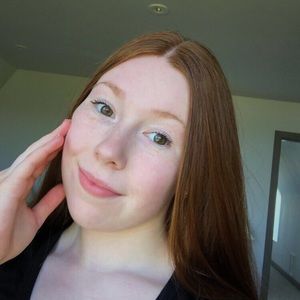 Meet your Posher, Annalise